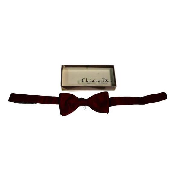 Vintage Christian Dior Straight Edge Burgundy Silk Bow Tie with Original Box - Picture 1 of 5